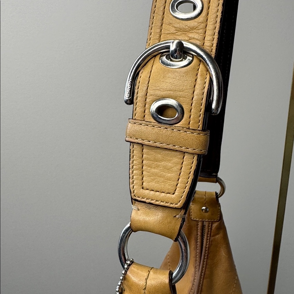 Coach SoHo Burnished Glove-Tanned Hobo Bag Style F12299 Camel Tan 2008 - Picture 6 of 15